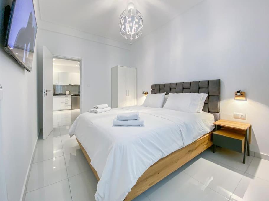 Apartment Syntagma Square, 55sqm Golden *