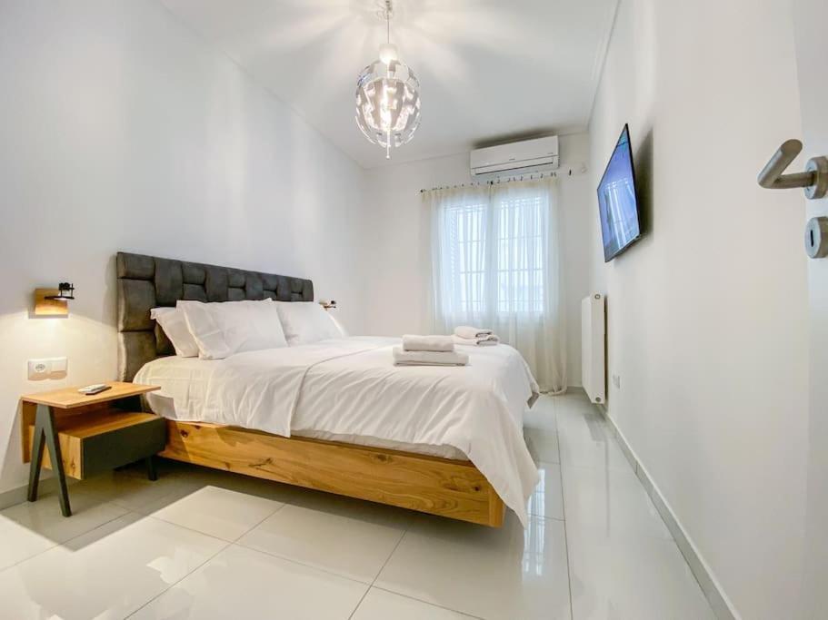 Syntagma Square, 55sqm Golden